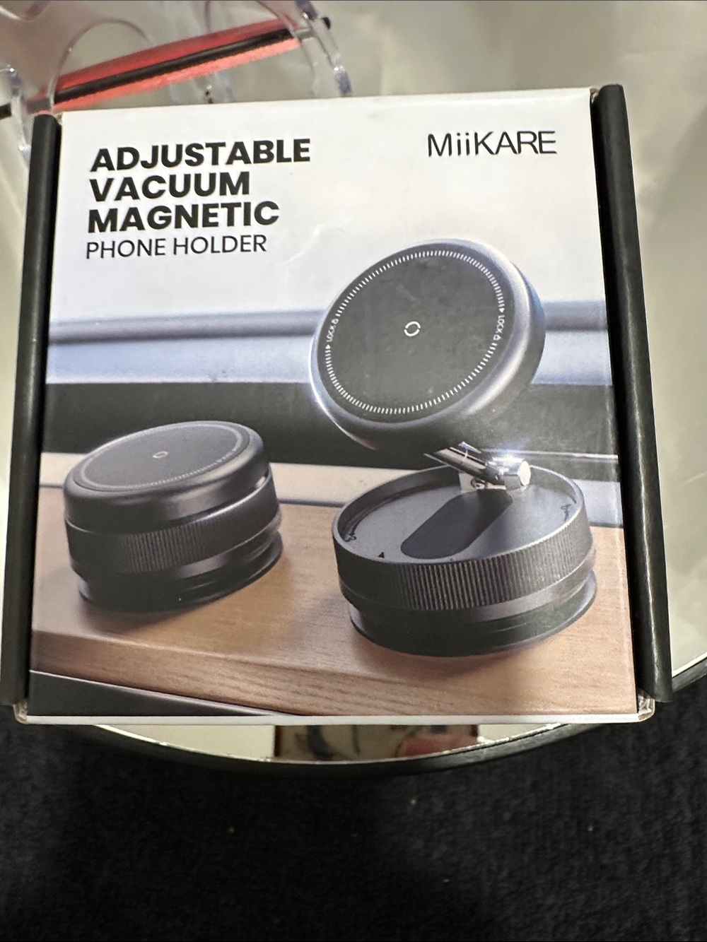 Universal Magnetic Car Phone Mount - Black NWT